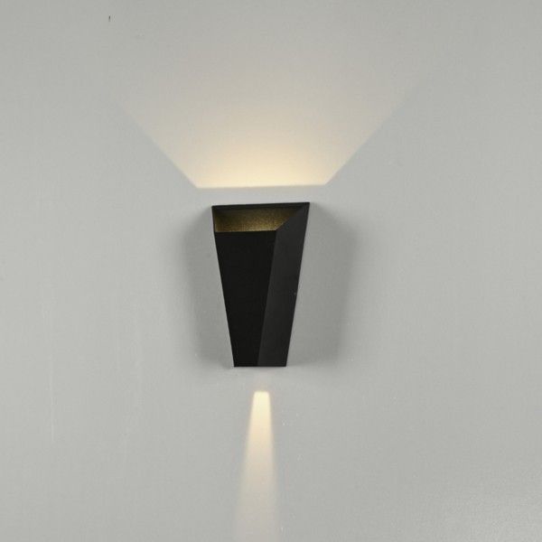 ΑΠΛΙΚΑ ΤΟΙΧΟΥ ΑΛΟΥΜΙΝΙΟΥ UP -DOWN 6W 156Lm 3000K 105x175x60mm IP54 ΜΑΥΡΗ ARTE ILLUMINA Eurolamp 145-20270