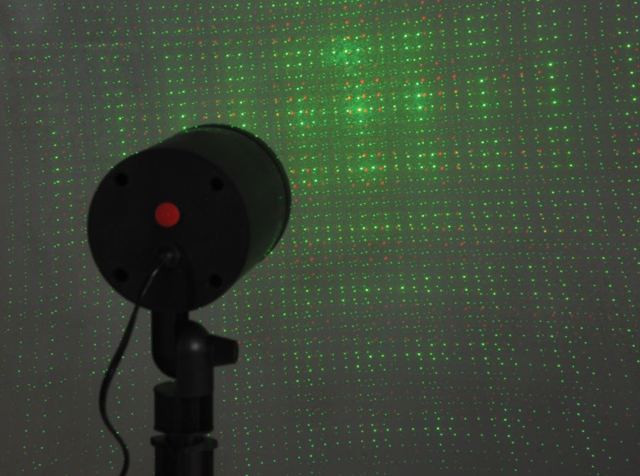 Led Προβολέας Λέιζερ Με Τηλεχειριστήριο Και 3 Προγράμματα Με Ακτίνα Κάλυψης 914 m2 ,Ip44 Lianos 80147