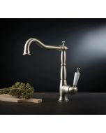 Μπαταρία Νεροχύτη Κουζίνας Ύψος 30 εκ. με Μακρύ Περιστρεφόμενο Ρουξούνι Retro Inox Finish -Λευκό Πορσελάκι Bugnatese Oxford 6382-110